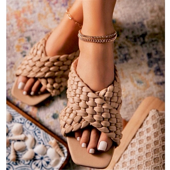 Braided cross over sandal Nude - Picture 2 of 7